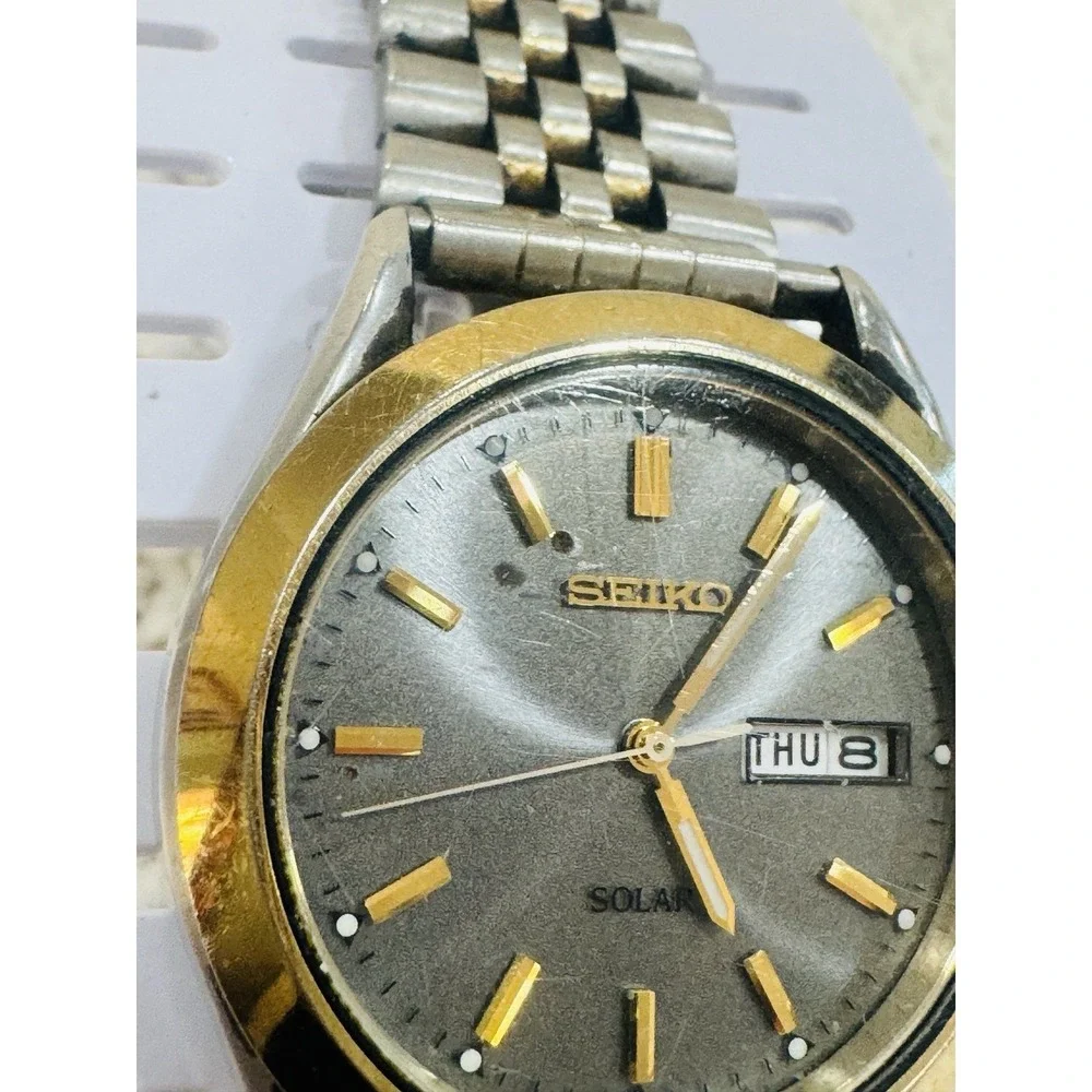 Seiko V158-0AB0 Solar Two Tone Day Date Watch Untested